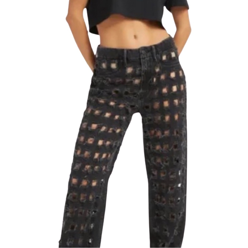 Good American 90’d Laser cut size 8/29 brand new with tags